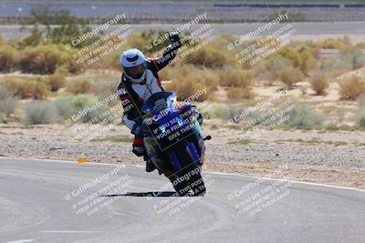 media/Sep-25-2023-Moto Forza (Mon) [[81ffa65e0a]]/B-C Group/Session 3 (Turn 16)/